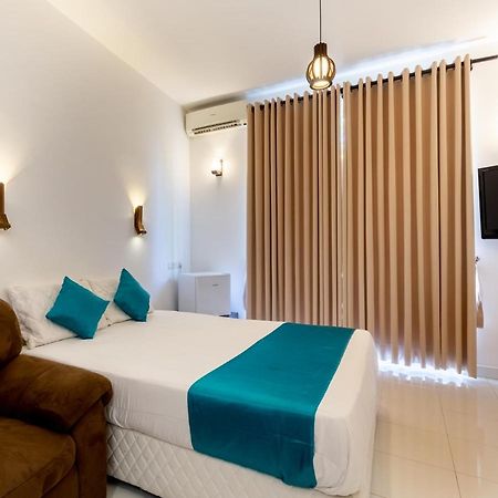 Royal Mount Hotel Dehiwala-Mount Lavinia Zewnętrze zdjęcie