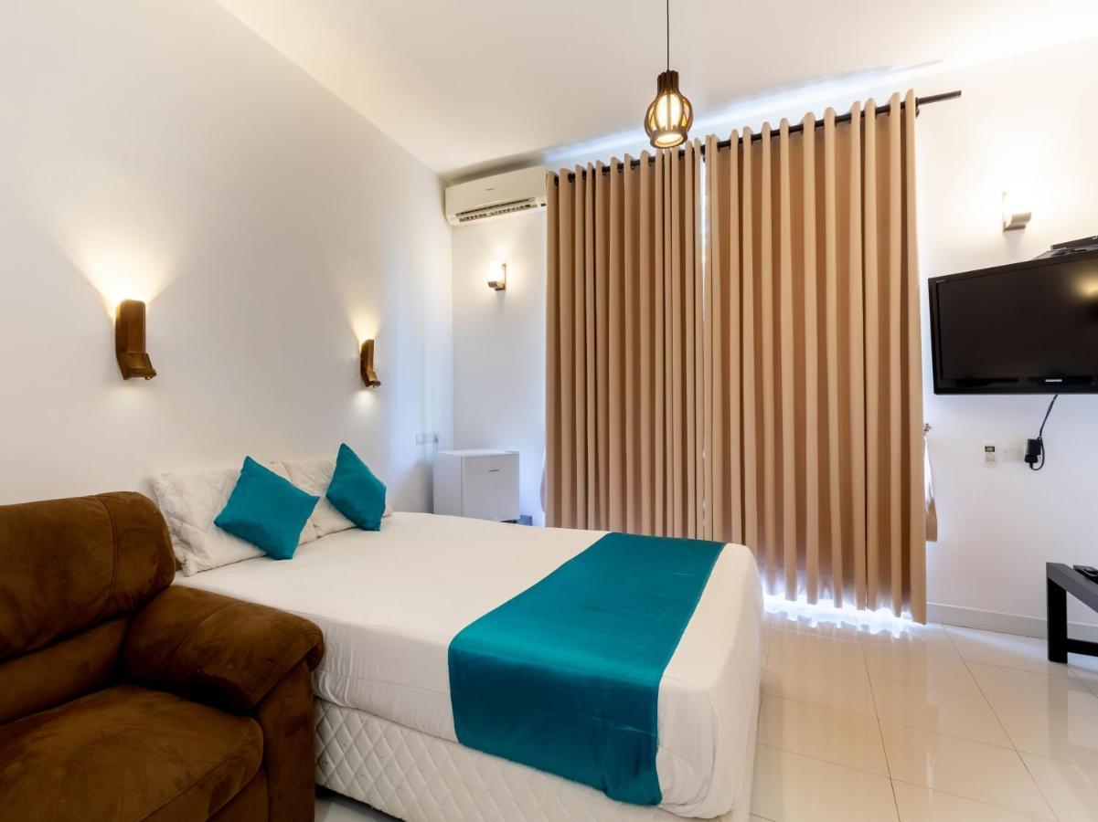 Royal Mount Hotel Dehiwala-Mount Lavinia Zewnętrze zdjęcie